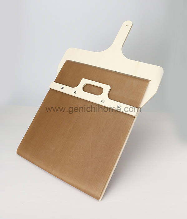 Paano nakamit ng kahoy na tray ng pizza ang synergy ng kagandahan at pagiging praktiko sa paggamit ng bahay?